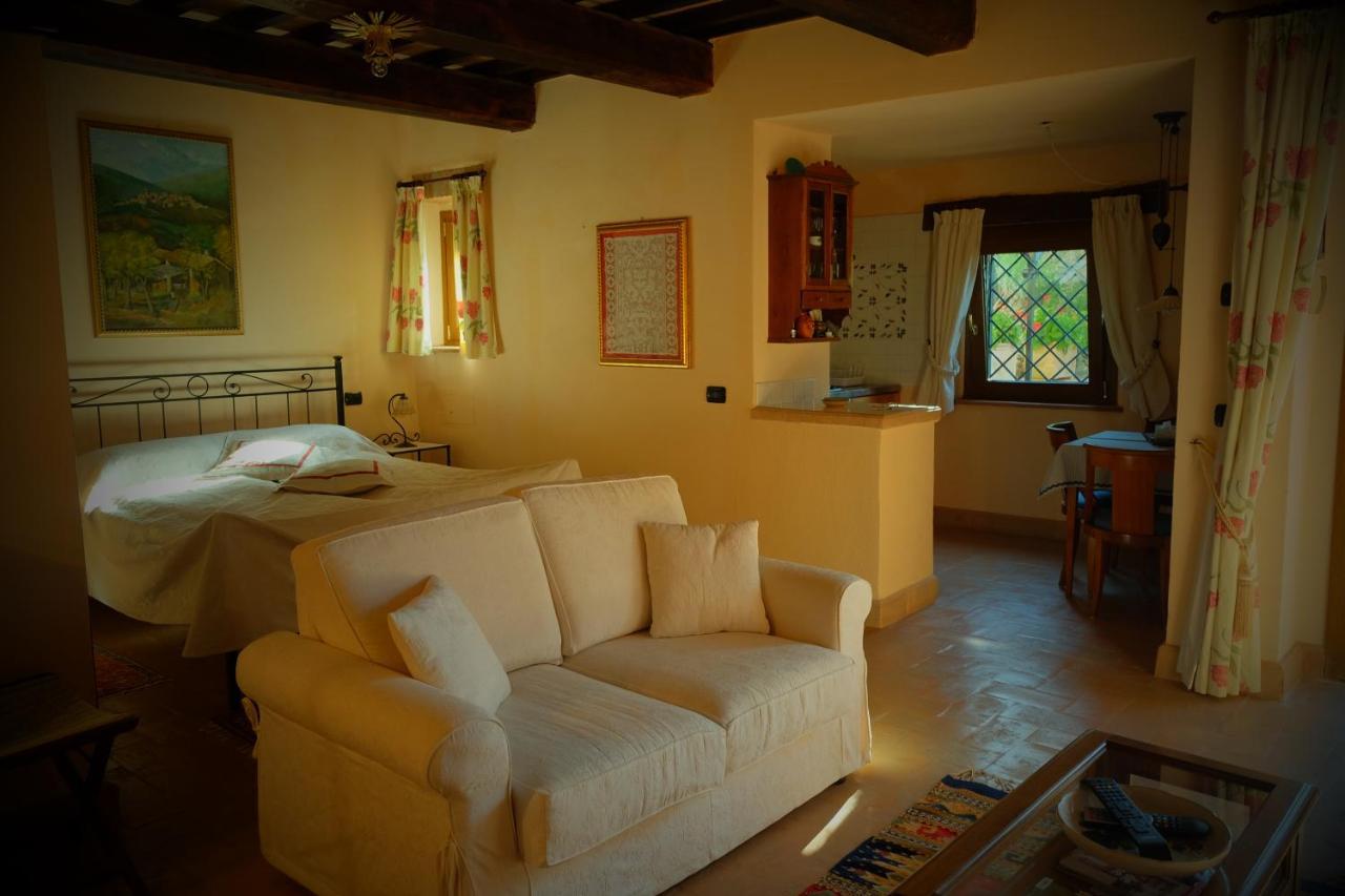 Fonte Magia Bed and Breakfast Castel de' Fiori Exterior foto