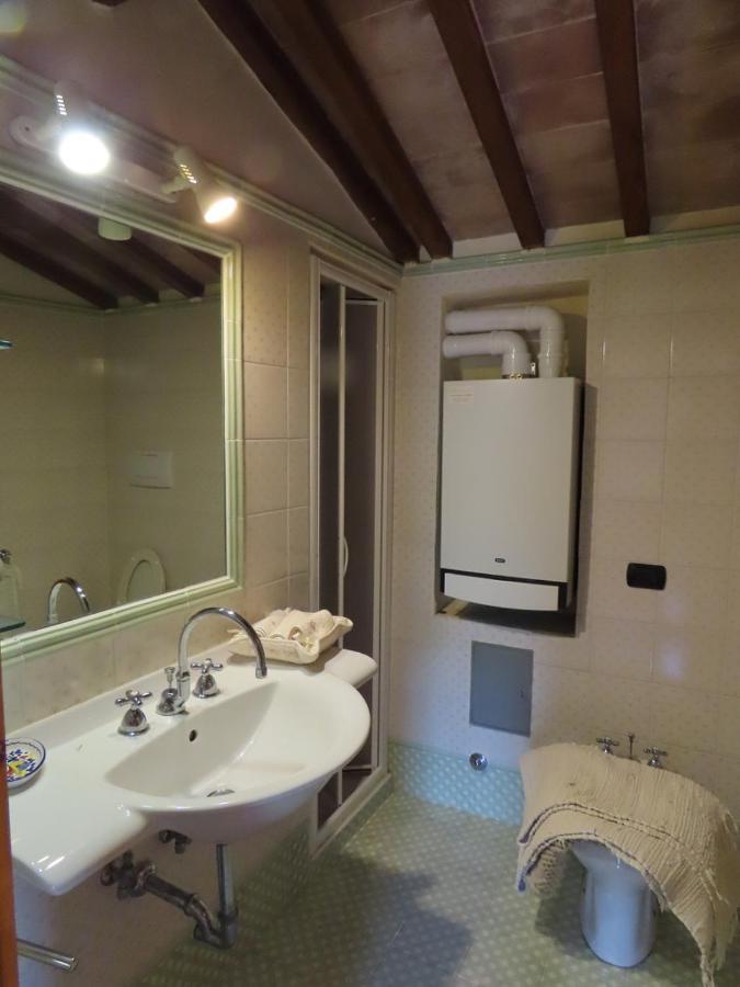 Fonte Magia Bed and Breakfast Castel de' Fiori Exterior foto